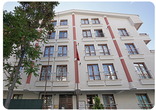 Melahat Hanım Kız Apartı